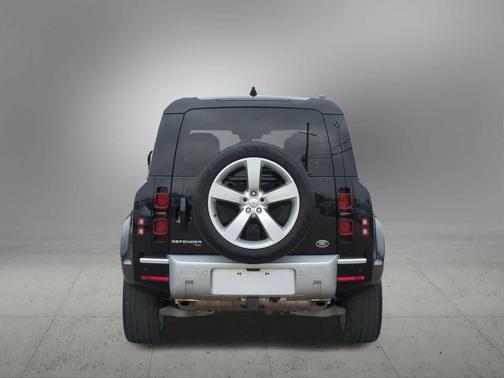 2022 Land Rover Defender 110 XS Edition