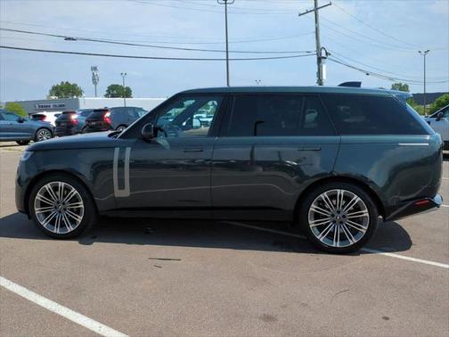 2025 Land Rover Range Rover P530 SE 7 Seat