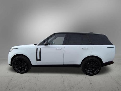 2026 Land Rover Range Rover SE