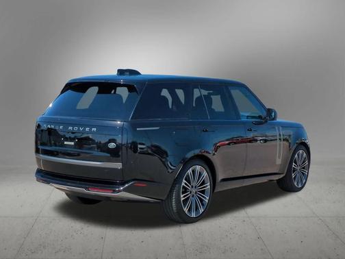 2023 Land Rover Range Rover P400 SE