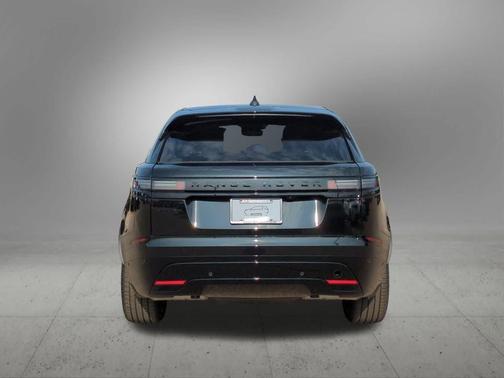 2026 Land Rover Range Rover Velar P250 Dynamic SE