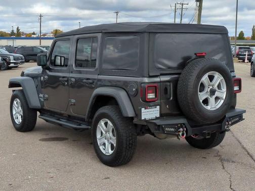 2018 Jeep Wrangler Unlimited Sport