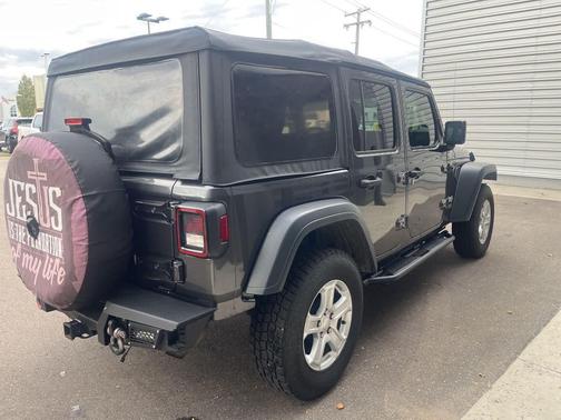 2018 Jeep Wrangler Unlimited Sport