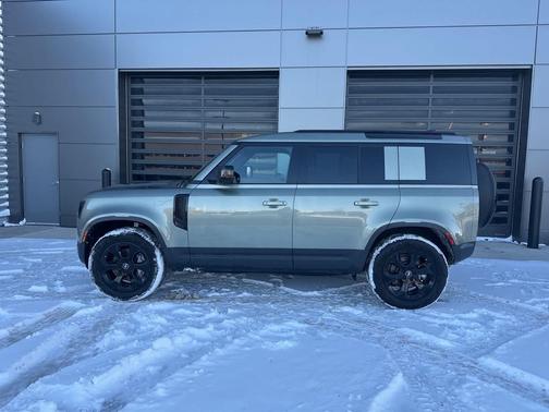 2025 Land Rover Defender P300