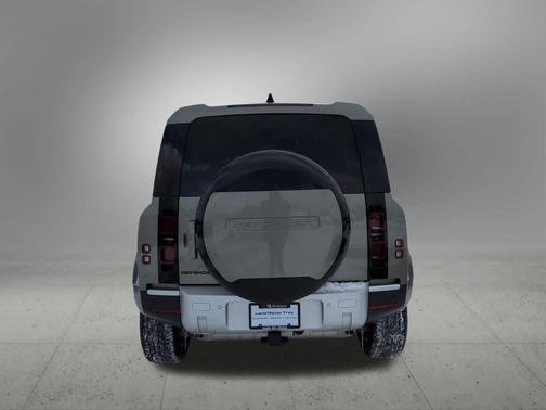 2025 Land Rover Defender P300