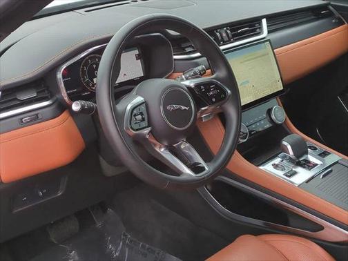2024 Jaguar F-PACE P250 R-Dynamic S