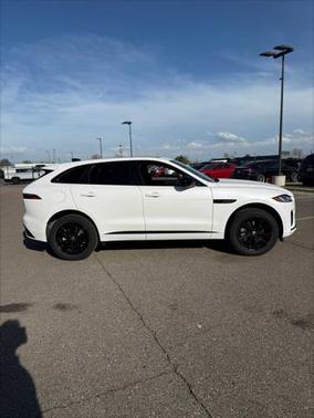 2024 Jaguar F-PACE P250 R-Dynamic S