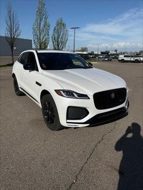 2024 Jaguar F-PACE P250 R-Dynamic S