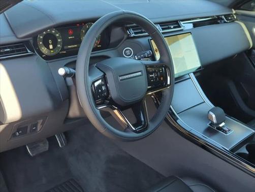 2026 Land Rover Range Rover Velar P400 Dynamic SE