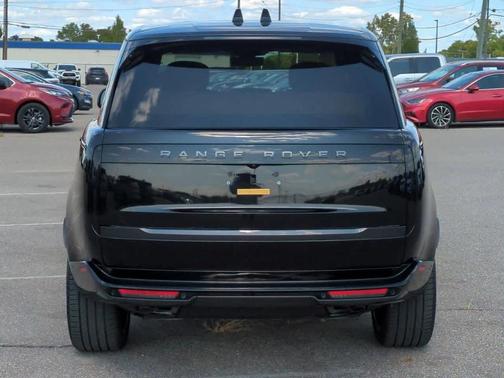 2024 Land Rover Range Rover Autobiography
