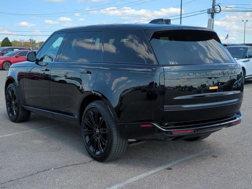 2024 Land Rover Range Rover Autobiography