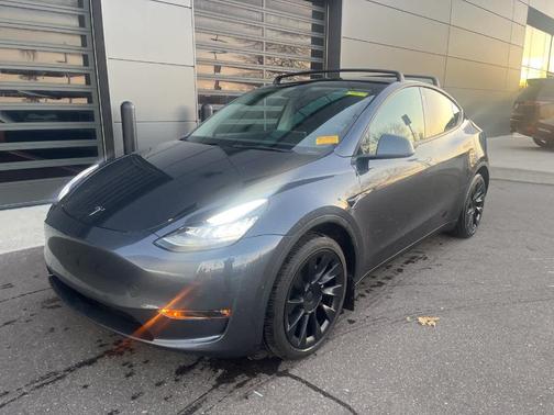 2022 Tesla Model Y Long Range