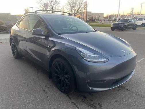 2022 Tesla Model Y Long Range