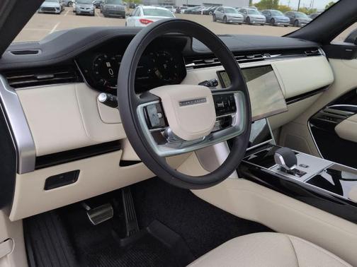 Carpathian Grey 2026 Land Rover Range Rover P400 SE