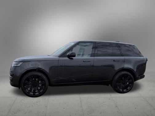 Carpathian Grey 2026 Land Rover Range Rover P400 SE