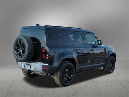 2025 Land Rover Defender P300