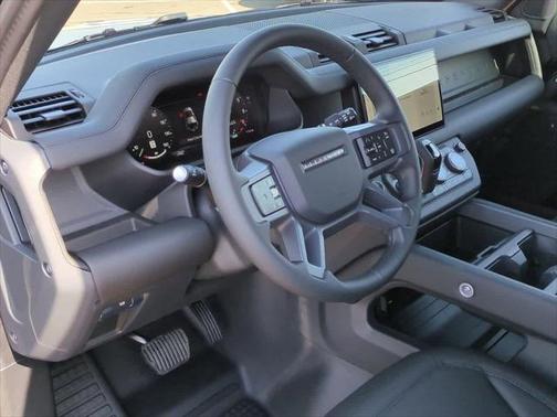 2025 Land Rover Defender P300