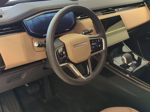 2025 Land Rover Range Rover Sport P360 SE