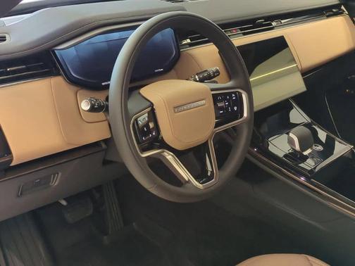 2025 Land Rover Range Rover Sport P360 SE