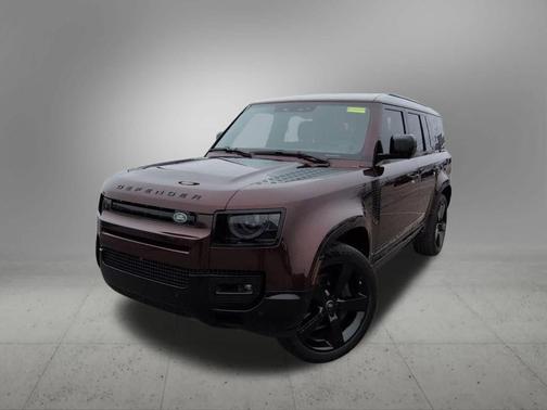 2024 Land Rover Defender P400 X-Dynamic SE