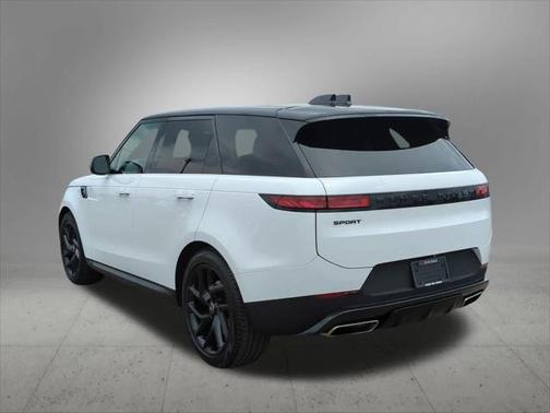 2024 Land Rover Range Rover Sport SE