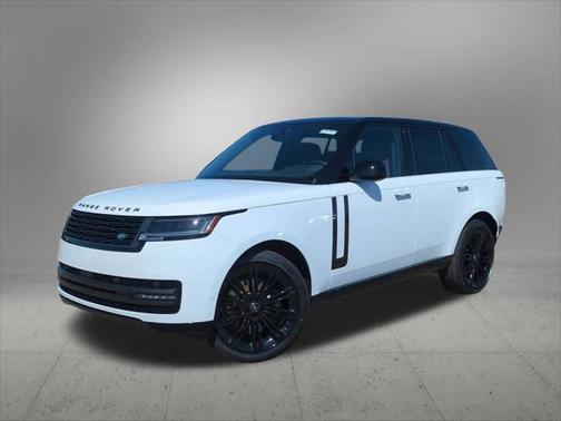 2025 Land Rover Range Rover P530 SE