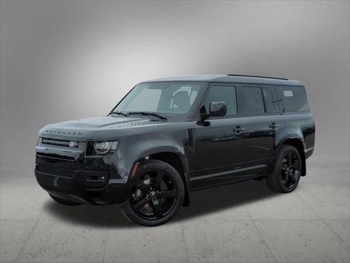 2025 Land Rover Defender P400 X-Dynamic SE