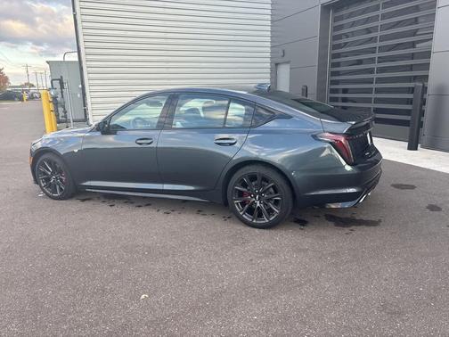 2022 Cadillac CT5 Sport AWD