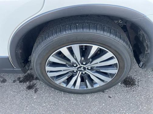 2020 Mitsubishi Outlander ES