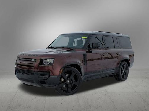 2024 Land Rover Defender P400 X-Dynamic SE