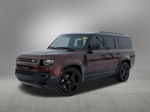 2024 Land Rover Defender P400 X-Dynamic SE