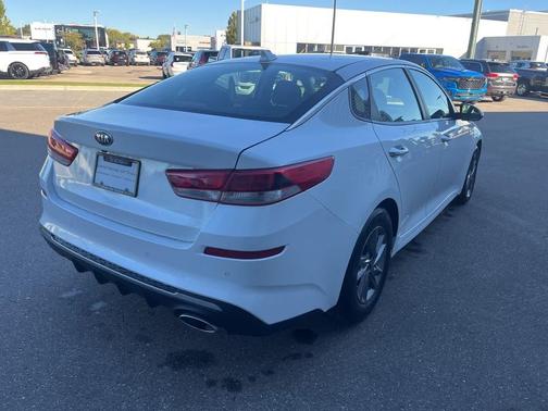 2020 Kia Optima LX