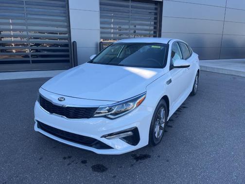 2020 Kia Optima LX