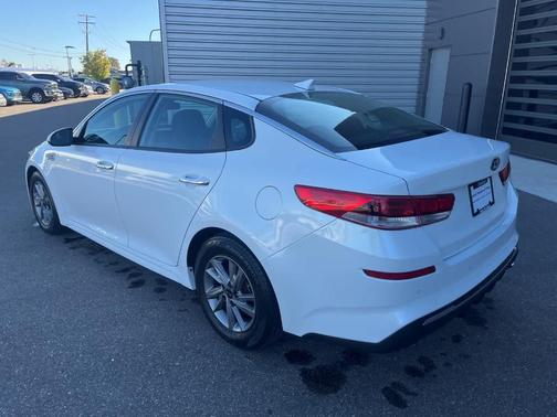 2020 Kia Optima LX