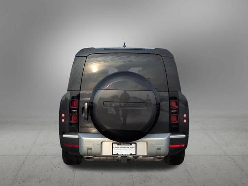 2024 Land Rover Defender P300 S