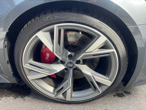 2021 Audi RS 6 Avant 4.0T quattro