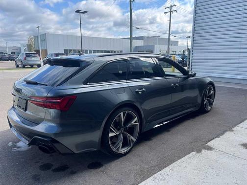 2021 Audi RS 6 Avant 4.0T quattro
