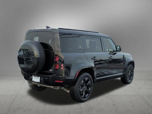 2023 Land Rover Defender X-Dynamic SE