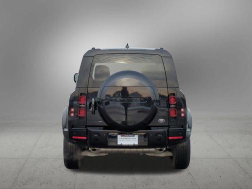 2023 Land Rover Defender X-Dynamic SE