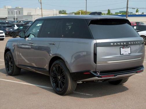 2025 Land Rover Range Rover P530 SE