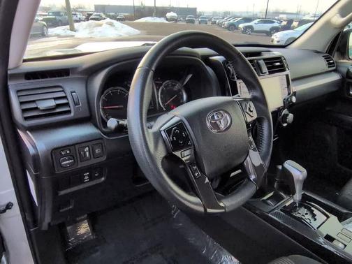 2024 Toyota 4Runner TRD Off Road