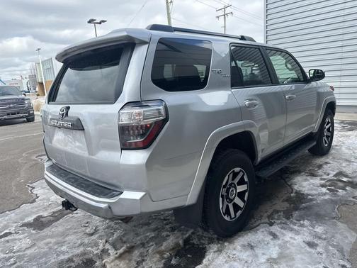 2024 Toyota 4Runner TRD Off Road
