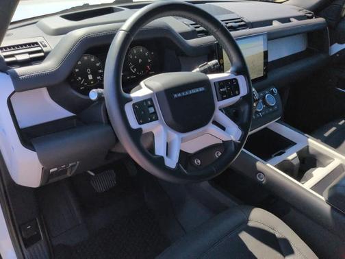 Fuji White 2025 Land Rover Defender P300