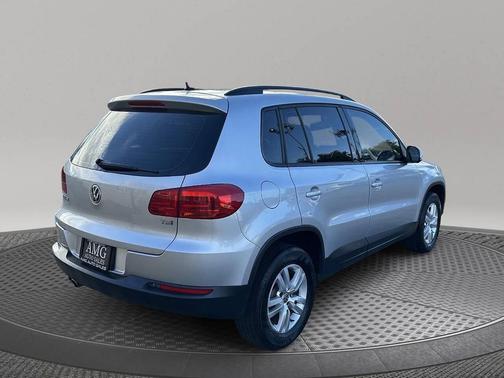 2016 Volkswagen Tiguan S