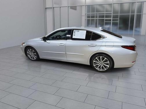 2019 Lexus ES 350 Base