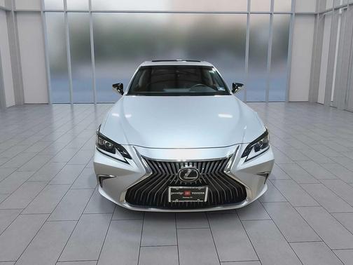 2019 Lexus ES 350 Base