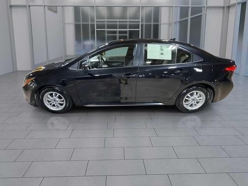 2022 Toyota Corolla Hybrid LE