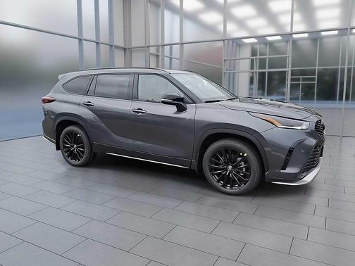 2025 Toyota Highlander XSE