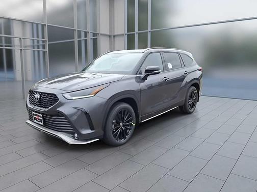 2025 Toyota Highlander XSE