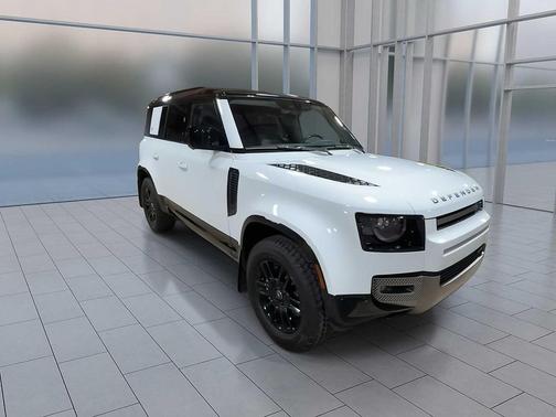 2023 Land Rover Defender 110 X-Dynamic SE